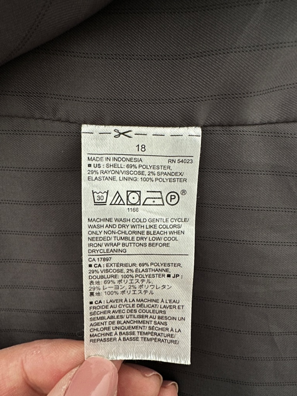 Banana Republic Classic Blazer - Picture 3 of 3